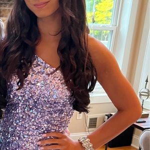 Sherri hill 2021 dress   Worn once for 2 hours